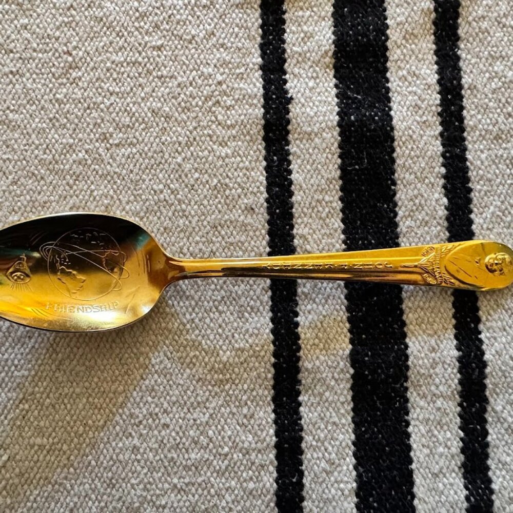 VINTAGE '89 John F. Kennedy FRIENDSHIP SOUVENIR SPOON Rogers 6"